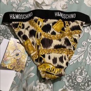 H&M X Moschino